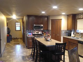 657 Pebblestone Cir, Oneida, WI 54155