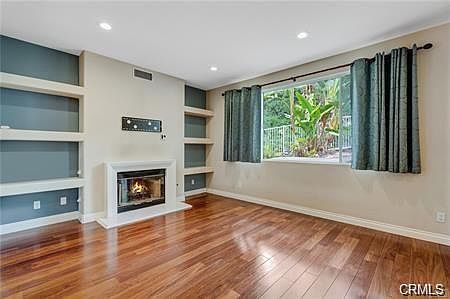 5th image of 135 Melrose Dr