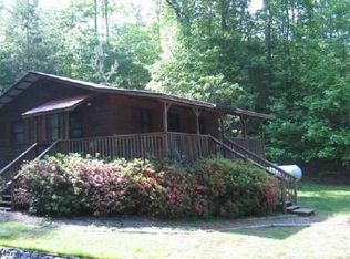 225 McCracken Cv, Hayesville, NC 28904