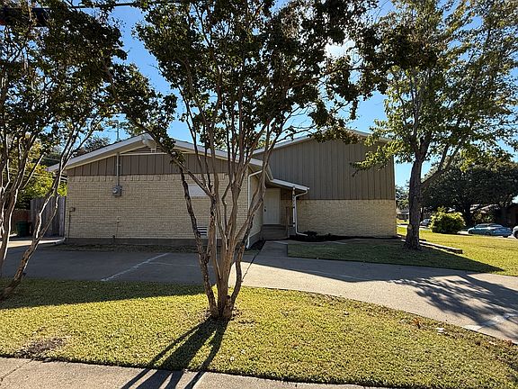 2nd image of 4772 Shands Dr