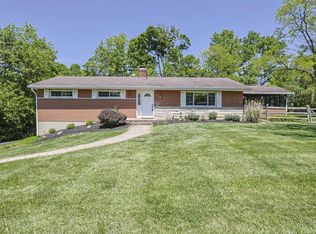 724 Pine Ridge Rd, Milford, OH 45150