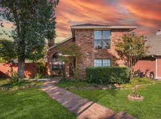 1537 Ranchview Ln, Carrollton, TX 75007
