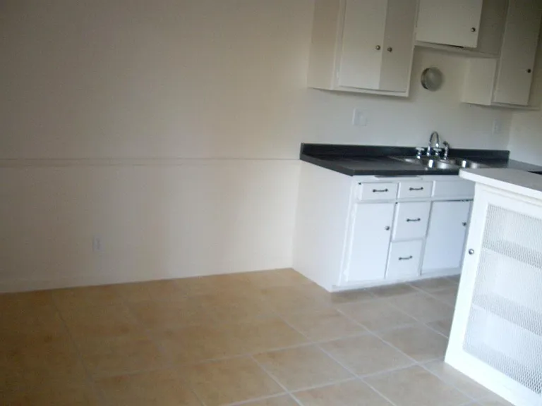 405 N Marengo Ave #9 — Photo 14