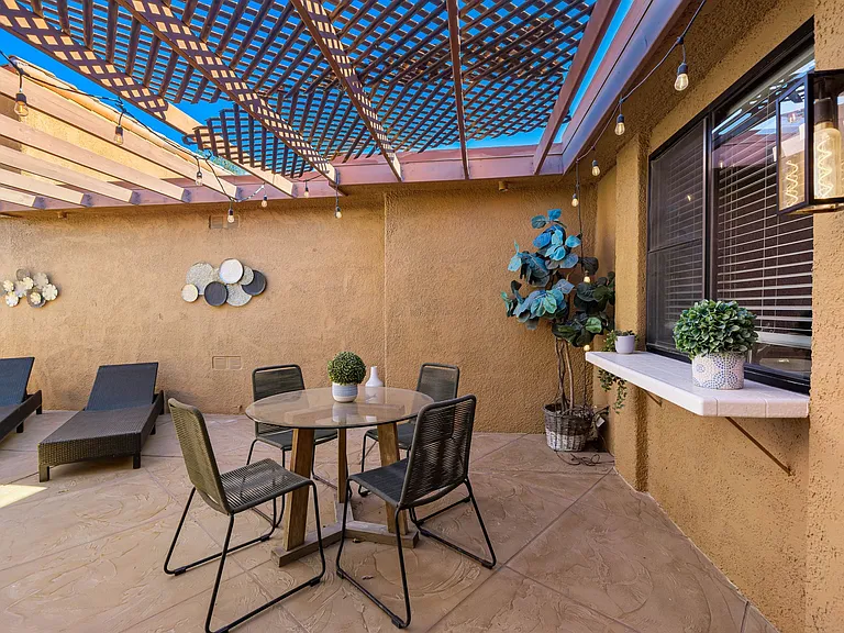 56 La Ronda Dr — Photo 22