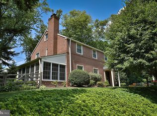 720 Grakyn Ln, Philadelphia, PA 19128