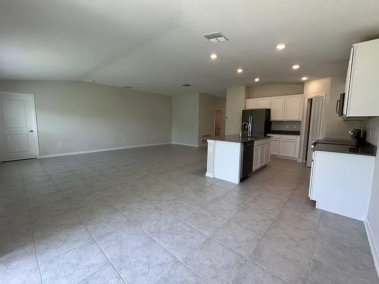 4295 Blackshear Ct — Photo 10