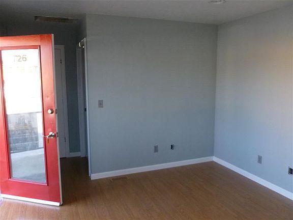 4th image of 726 10th St