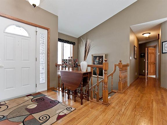 4th image of 1447 Trail Bend Dr NW