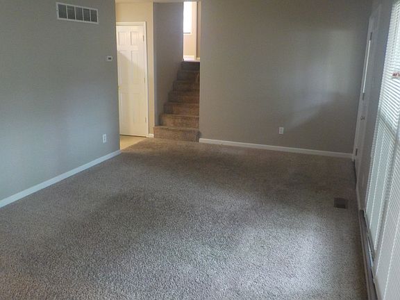 Living room 21 x 11