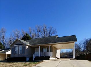 9 Oak Meadow Ln, Thomasville, NC 27360