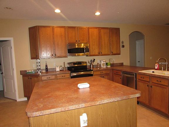3rd image of 19161 Timber Pine Ln