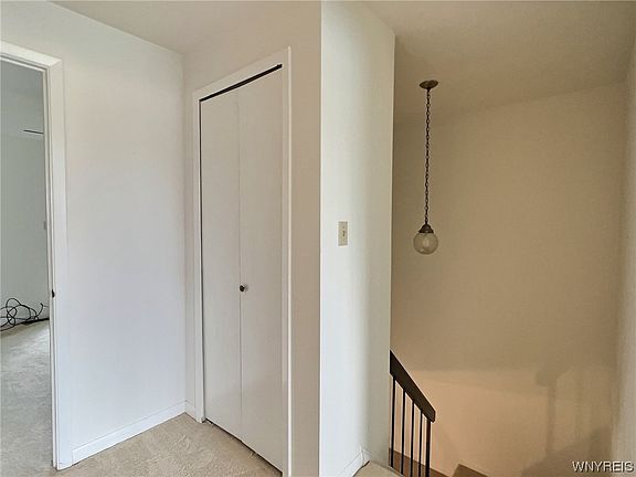 4th image of 1005 Forest Edge Dr