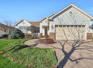 12905 Cold Springs Dr, Huntley, IL