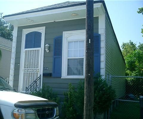 1st image of 1718 Urquhart St