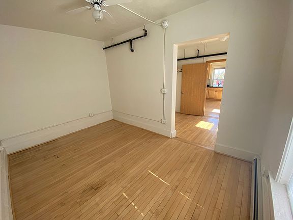2nd image of 409 N Broadway St #32