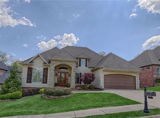 5503 S Chadwick Dr, Rogers, AR 72758