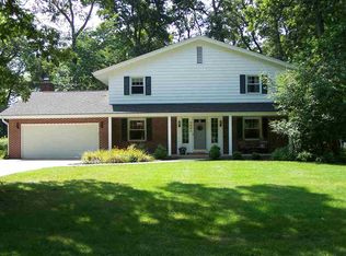 2664 E Collingswood Dr, Beloit, WI 53511