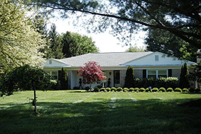 1st image of 463 Westover Ln