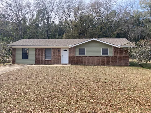 358 Grimes Rd, Ozark, AL 36360