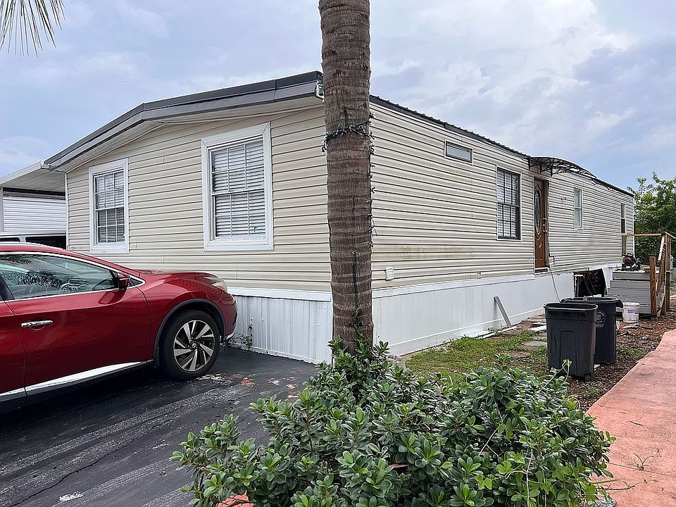 2nd image of 12939 SW 253rd St