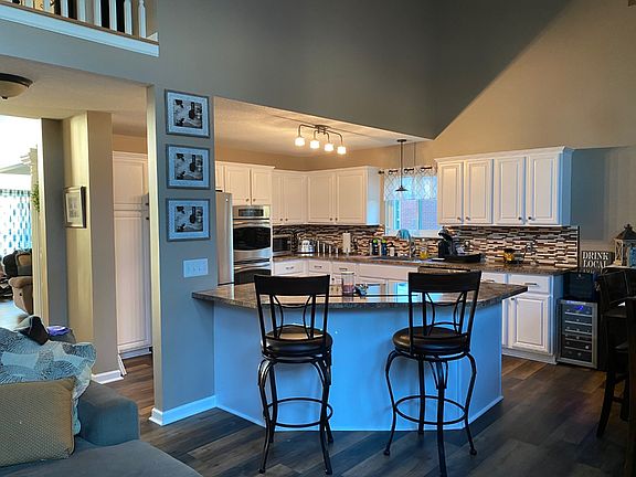 2nd image of 32137 Groat Blvd