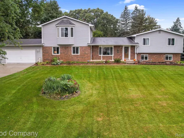 16244 Whitaker Rd, Linden, MI 48451