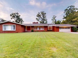 21 Burton Pl, Jacksonville, NC 28540
