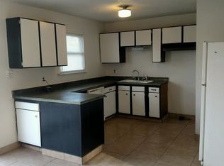 2704 Vinewood Ln, Pueblo, CO 81005