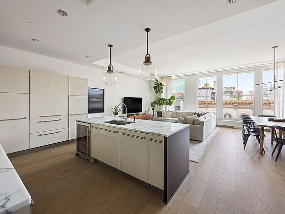 2nd image of 51 Walker St APT 8B