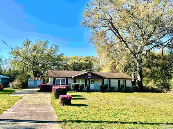 5057 Babb Ln, Pace, FL 32571