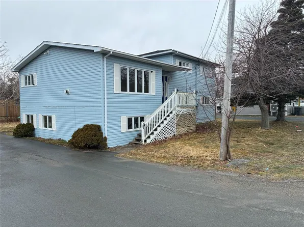 52 Bareneed Road, Bay Roberts, NL A001G0
