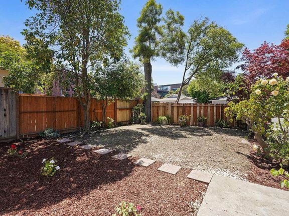 3rd image of 2138 Cooley Ave