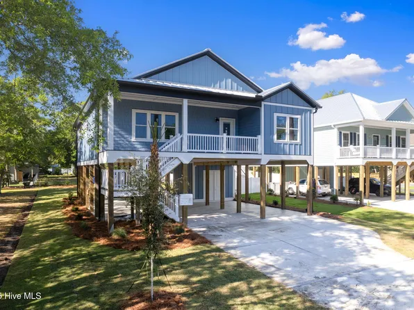 6803 E Yacht Drive, Oak Island, NC 28465