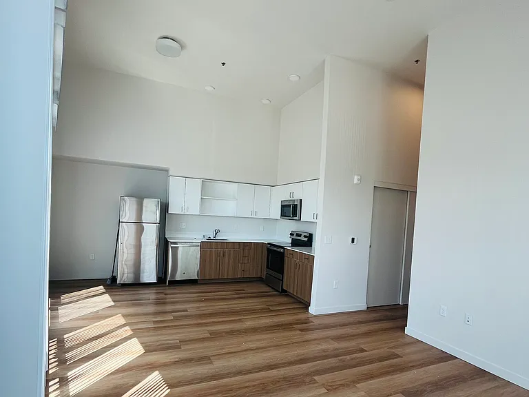 Navalia Apartments — Photo 12