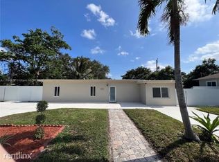 2310 NW 90th St, Miami, FL 33147