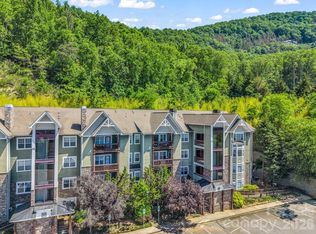 2000 Olde Eastwood Village Blvd #3-B, Asheville, NC 28803