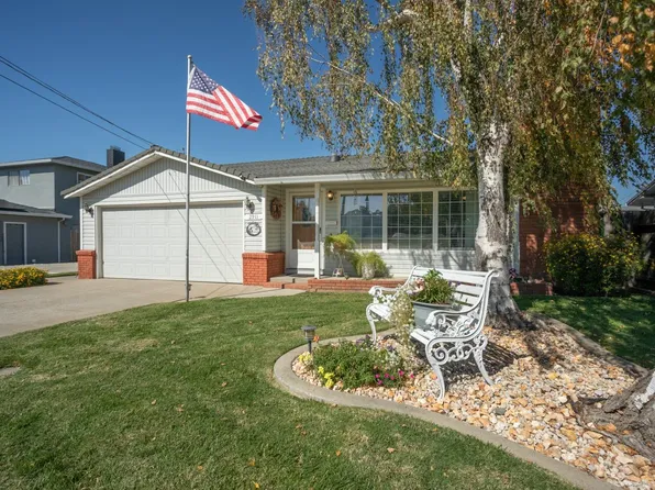 2911 Gum St, Live Oak, CA 95953