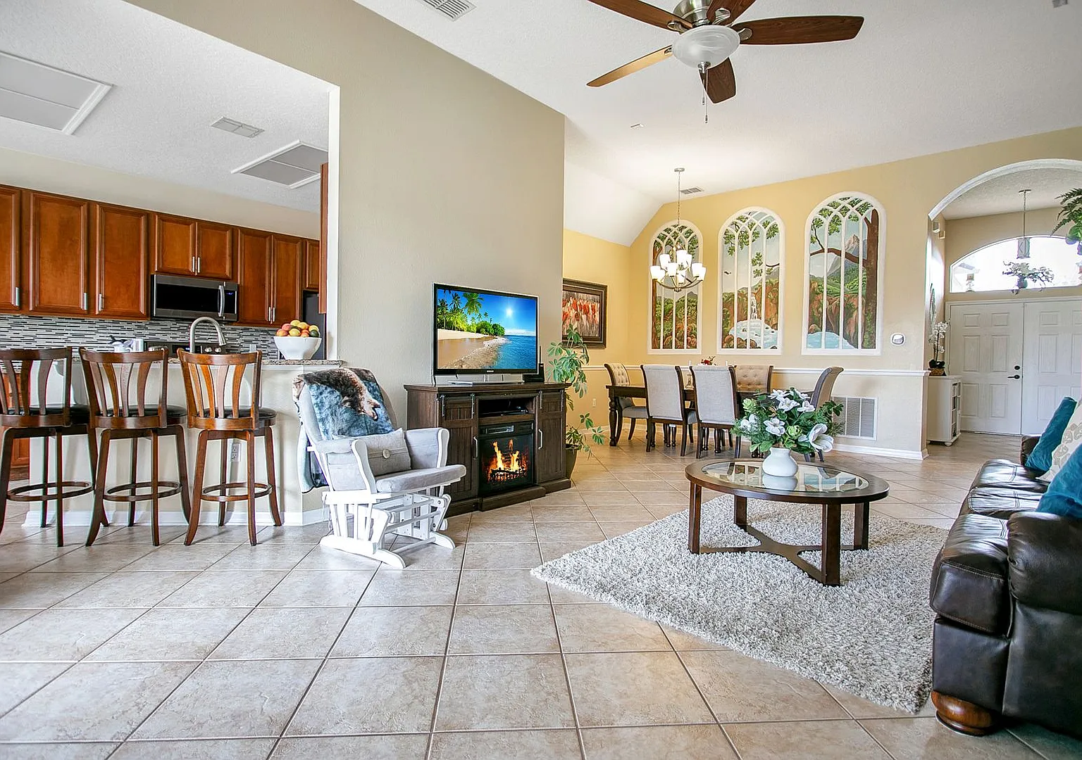 3 BR / 2 BA Home In Winter Garden — Photo 3