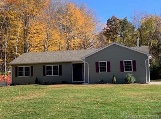 18B Daniel St, East Hampton, CT 06424