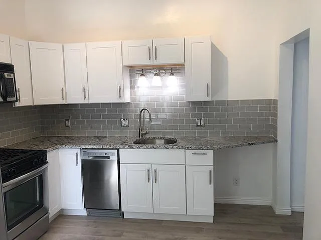 1 bed, 800 sqft, $1,715 — Photo 2