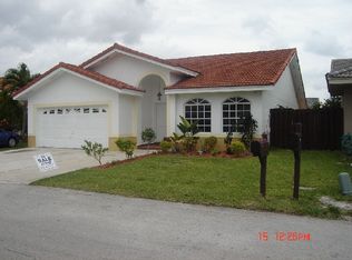 4267 SW 153rd Pl, Miami, FL 33185