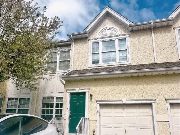 87 Versailles Blvd, Cherry Hill, NJ 08003