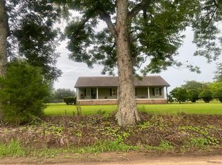 846 Gilmer Cir, Boston, GA 31626