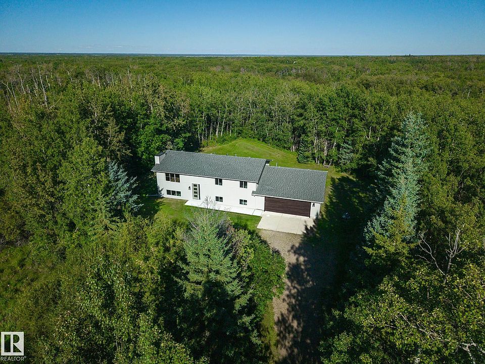 1st image of 51112 Range Rd #222-194