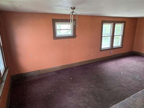 4th image of 16516 Lipton Ave