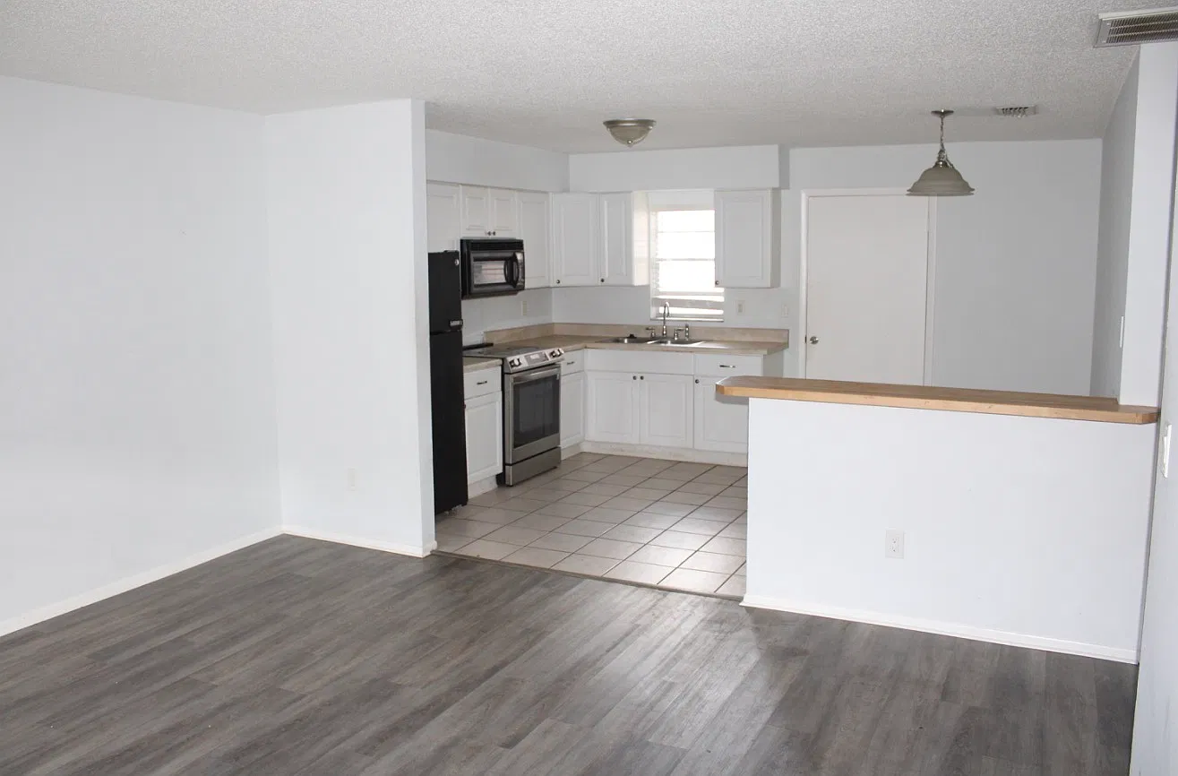 2 bed, 840 sqft, $1,495 — Photo 4