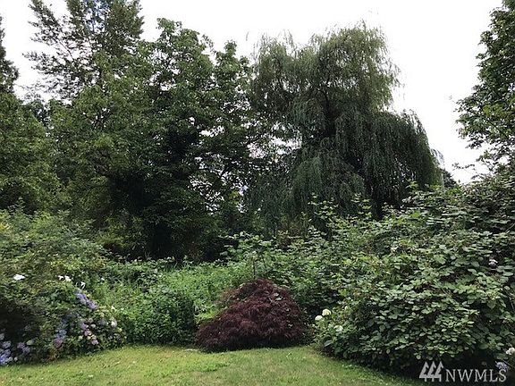 4th image of 27020 NE Kennedy Dr