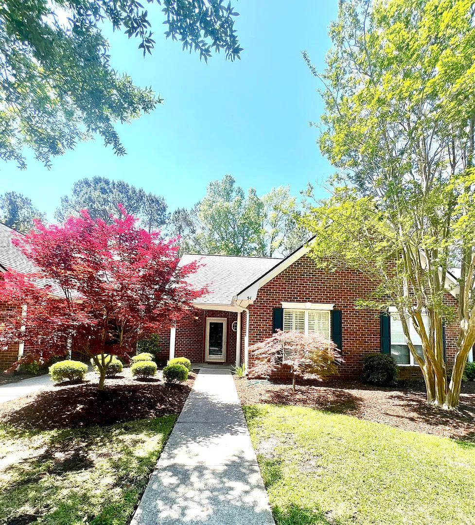 Leeward Village Updated 2BR! Eastwood Rd/ Military Cuttoff/ Wrightsville Beach Area one level bri... — Photo 1
