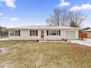 16150 Jackson Rd, Mishawaka, IN 46544