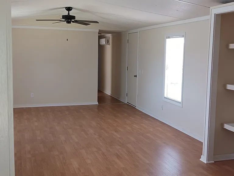 14357 Shirley Rd — Photo 5